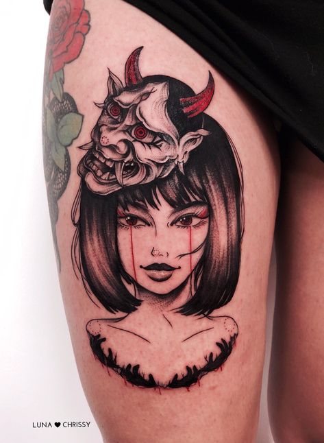 Chrissy 💉🌹 on Twitter: "Tattooed a devilish girl crying tears of blood 🌹♥️… " Tato Geisha, Tato Paha, Japanese Tattoo Symbols, Crying Tears, Geisha Tattoo, Creepy Tattoos, Tato Lengan, Stylist Tattoos, Japan Tattoo