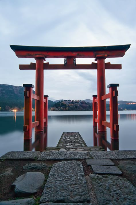 Tokyo Buildings, Buildings Reference, Japan Building, Architecture Japan, Japanese Torii, Japanese Gate, Japan Pictures, Kolam Koi, Kanagawa Japan