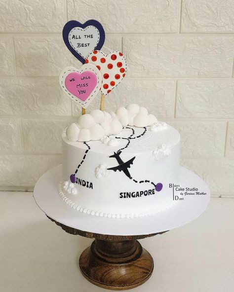 Journey Cake Design, Bon Voyage Cake Ideas, Have A Safe Journey Cake, Safe Journey Cake, Happy Journey Cake Ideas, Happy Journey Cake, Journey Cake, Canada Cake, Bon Voyage Cake