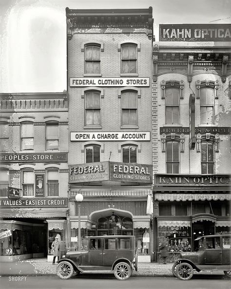 Washington, D.C., circa 1925. "Federal Clothing Store, 621 Seventh Street N.W." National Photo Company Collection glass negative. Gotham Memoirs, Noir City, Shorpy Historical Photos, Midnight Train, Variety Store, Chicago History, Jazz Club, Foto Vintage, Car Dealership