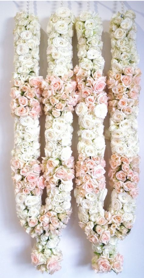 Garland For Indian Wedding, Vermala Decor Ideas, Varmala Indian Weddings Garlands, Flower Garland Wedding Brides, Engagement Varmala, Unique Indian Wedding Garland, Jaymala For Wedding, Latest Varmala Designs, Garland Wedding Indian