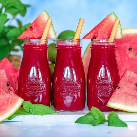 Sending Lots Of Love, Fat Loss Smoothies, Health Smoothie Recipes, Food Decorations, Easy Diet Plan, Smoothie Diet Plans, Watermelon Juice, Diet Challenge, Best Diet Plan