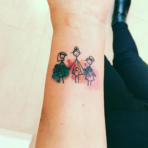 This mother and daughters tattoo is so cutesy and feminine. Click through for more tattoo inspiration at CafeMom. #tattoos #tattoodesign #tattooideas Tattoos For Your Child, Group Tattoos, Family Quotes Tattoos, Tattoos For Women Small Meaningful, Parent Tattoos, Small Tattoos With Meaning, Tattoos Skull, Small Wrist Tattoos, Small Tattoos For Guys