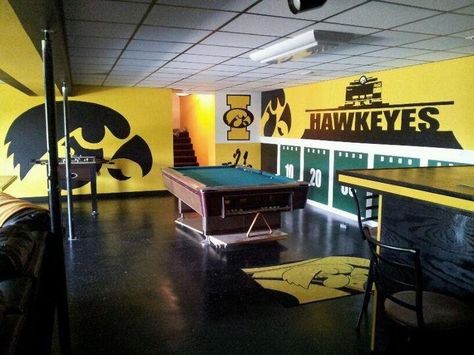 Basement idea 1 iowa hawkeyes Man Cave Bar Diy, Boy Sports Bedroom, Iowa Hawkeye Football, Sport Bedroom, Iowa Hawkeye, Man Cave Room, Man Cave Basement, Student Housing, Man Cave Home Bar