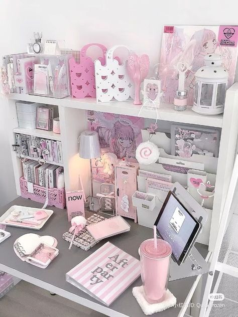 Bed Aesthetic, Study Desk Decor, Desk Inspo, Room Redesign, Pinterest Room Decor, Study Room Decor, Girly Room, Room Desk, Cute Room Ideas