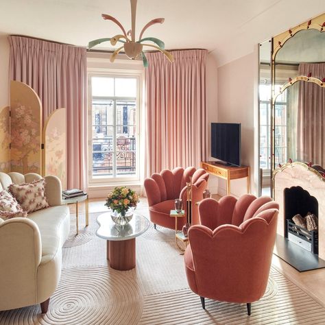 Hawaii Apartment, Claridges London, Claridges Hotel, Art Deco Hotel, Hotel Suite Luxury, Gathering Room, London Hotels, Va Va Voom, Hotel Suites