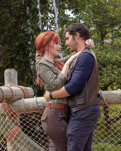 Owen And Claire Costume, Owen Grady Costume, Paleo Picnic, Jurassic World Claire, Owen Grady, Jurassic Park Birthday Party, Jurassic Park Birthday, Halloween Costumes Diy Couples, Safari Outfits