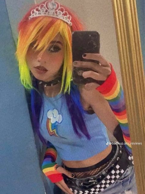 Rainbow Dash Scenecore, My Little Pony Costume Women, Rainbow Dash Outfit Ideas, Rainbow Scene Outfit, Scene Rainbow Dash, Scene Halloween Costume, Rainbow Dash Scene, Rainbow Dash Outfit, Rainbow Dash Halloween Costume