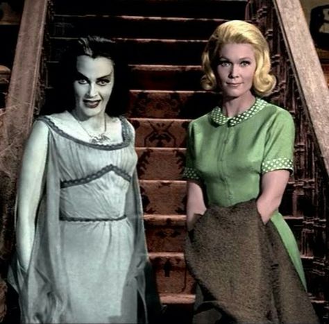 Lily Munster & Marilyn Munster Marilyn Munster, Mary Ann And Ginger, 1313 Mockingbird Lane, Munsters Tv Show, Eddie Munster, Black Sheep Of The Family, The Munster, Lily Munster, Yvonne De Carlo