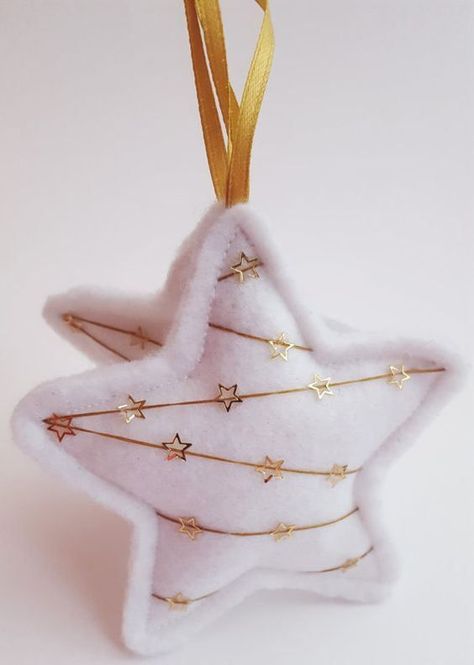 Chirstmas Decor, Felt Crafts Christmas, Fun Ornaments, Christmas Felt, Felt Christmas Decorations, Felt Decorations, Felt Christmas Ornaments, Christmas Sewing, White Star