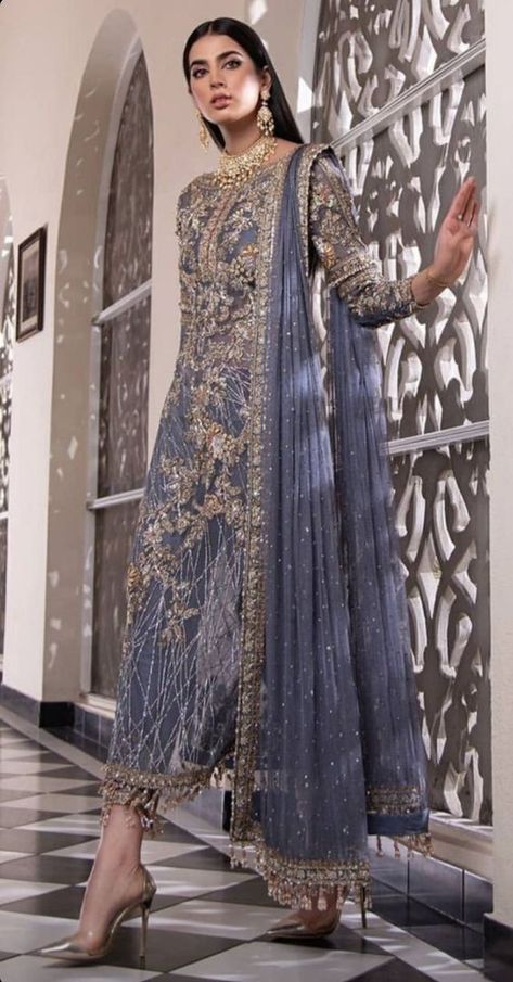 Kain Tile, Desi Dress, Pakistani Women Dresses, Desi Wedding Dresses, Pakistani Party Wear, Pakistani Wedding Outfits, Pakistani Fancy Dresses, Pakistani Fashion Party Wear, Beautiful Pakistani Dresses