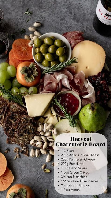 Making a beautiful charcuterie board doesn’t have to be complicated but it does have to have a mixture of sweet and savoury ingredients. This creation is bursting in fall flavours ready to be the spotlight for any entertaining occasion. ​ Shop this week’s flyer for more inspiration and make your next charcuterie board a showstopper! Harvest Charcuterie Board, Bread Packaging, Havarti Cheese, Deli Turkey, Deli Ham, Frozen Meat, Shakes Drinks, Broccoli Cauliflower, Dish Detergent