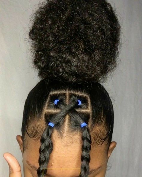 Baby Girl Hairstyles Curly, Cabello Afro Natural, Natural Hair Bun Styles, Kids Curly Hairstyles, Quick Natural Hair Styles, Toddler Hairstyles Girl, Quick Braided Hairstyles, Girls Natural Hairstyles, Hair Kids