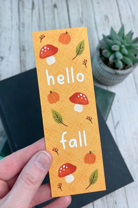 Fall Themed Bookmarks, Fall Book Marks, Bookmark Drawing Ideas Easy, Autumn Cards Handmade, Fall Bookmarks, Autumn Bookmark, Handmade Bookmarks Diy, Leaf Book, Watercolor Birthday Cards