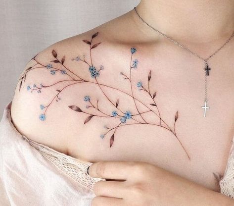 30 Gorgeous Shoulder Tattoos To Inspire Your Next Ink Tattoo Ideas In Shoulder, Neck To Shoulder Tattoo, Flower Tattoos On Shoulder, Women Shoulder Tattoo, Aster Tattoo, Top Of Shoulder Tattoo, Shoulder Cap Tattoo, Collarbone Tattoo, Sailor Tattoos