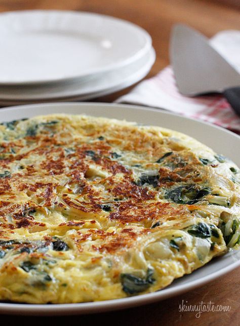 Swiss Chard Frittata, Chard Frittata, Swiss Chard Recipes, Chard Recipes, Csa Recipes, No Meat, Meatless Dinner, Swiss Chard, Meatless Meals