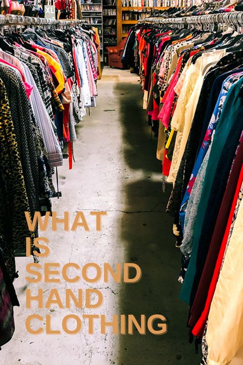 2nd Hand Clothes, Thrifting Aesthetic, Waves Haircut, Second Hand Clothing, Shopping For Clothes, Post Insta, Ethical Clothing Brands, Hand Fashion, Sustainable Clothing Brands