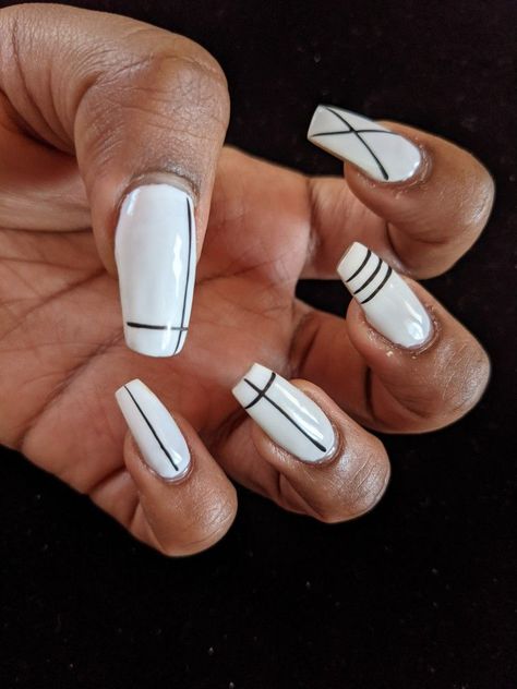 Line Nail Designs, Tan Nails, Summer Nails Summer, White Gel Nails, Summer Nails 2024, Line Nail Art, Nail Art Stripes, Nails Summer Nails, Graduation Nails