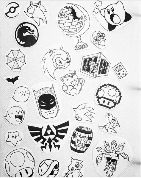 Flash Art Tattoos, Sketch Minimalist, Black And White Tattoos, Sketches Design, Friday The 13th Tattoo, White Tattoos, Kunst Tattoos, Graffiti Tattoo, Geek Tattoo