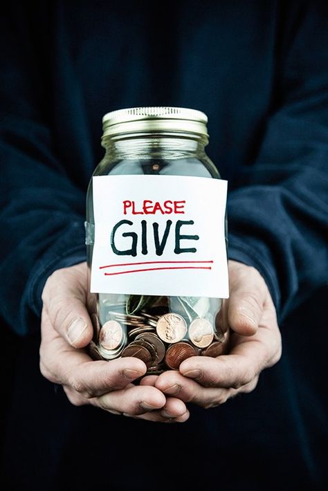 Giving money to charitable organizations makes us feel good about ourselves, but is it always a good thing to donate? Can giving to charity actually be a waste? Zakat Islam, Ways To Raise Money, Fundraising Tips, Charitable Giving, Relay For Life, Easter Basket Diy, Raise Money, Diy Easter, Giving Back