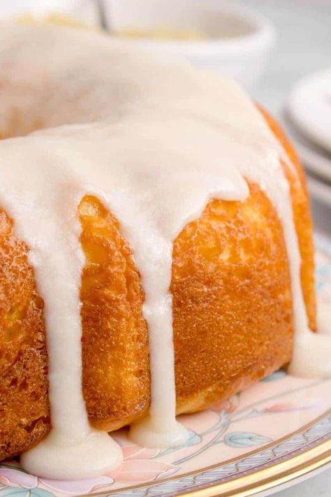 Cream Cheese Pineapple Pound Cake | Everyday Family Cooking Pineapple Cream Cheese Pound Cake, Pineapple Pound Cake, Pineapple Cream Cheese, Cream Cheese Bundt Cake, Cream Cheese Pound Cake Recipe, Orange Pound Cake, Easy Bundt Cake, Pineapple Glaze, Cheese Pound Cake