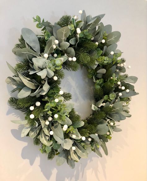 Luxury Christmas Wreath. . . Contemporary Christmas Wreath. . . Full Christmas wreath made with variety Christmas leaves, lambsear, eucalyptus and white berries. Scandi Wreath Christmas, Eucalyptus Xmas Decor, Christmas Wreath Eucalyptus, Christmas Wreaths Eucalyptus, Green And White Christmas Wreath, Contemporary Christmas Wreath, Eucalyptus Wreath Christmas, Modern Christmas Wreaths, Luxury Christmas Wreath