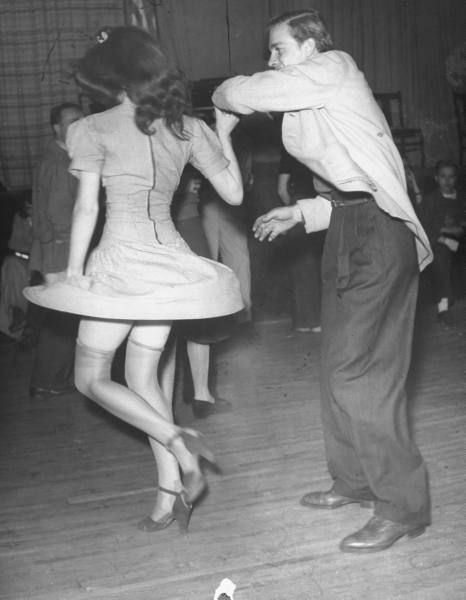 By Peter Stackpole, 1942 Isadora Duncan, Vintage Dance, Dance Like No One Is Watching, Lindy Hop, Swing Dancing, Swing Dance, Shall We Dance, People Dancing, Romantic Things