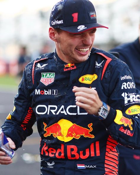 Max Verstappen Cute, Red Bull Drivers, Dutch Flag, Japanese Grand Prix, Spanish Grand Prix, Cute Smile, Red Bull Racing, Racing Driver, F1 Drivers