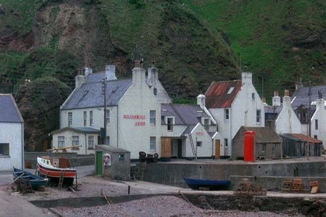 Phone Booth LOCAL HERO Pennan Aberdeenshire Scotland Hero Aesthetic, Jennifer Black, Aberdeenshire Scotland, Movies To Watch Online, Small Town Life, Movie Moments, Phone Box, Seaside Village, Local Hero