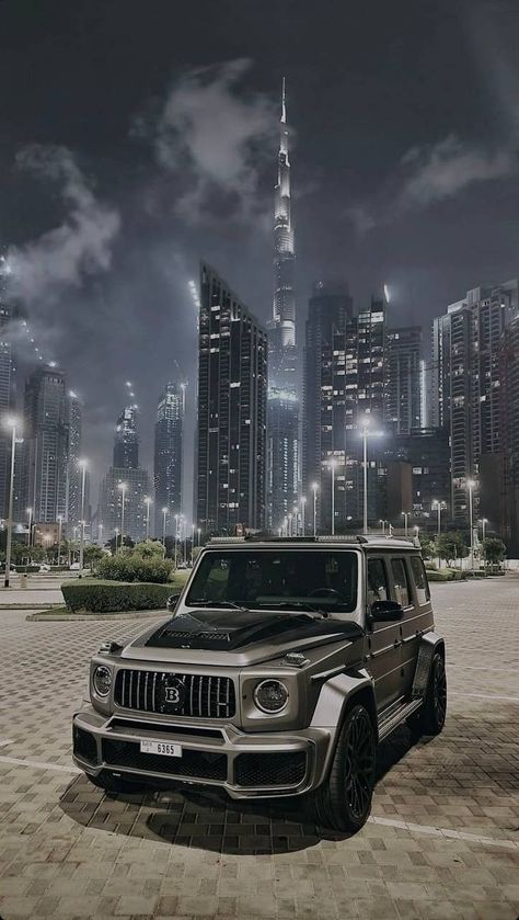 Jeep Mercedes, Dubai Aesthetic, Motorcycle Aesthetic, Big G, Night Biking, Mercedes Benz G Class, Fashion Baby Girl Outfits, Benz G, Suv Cars