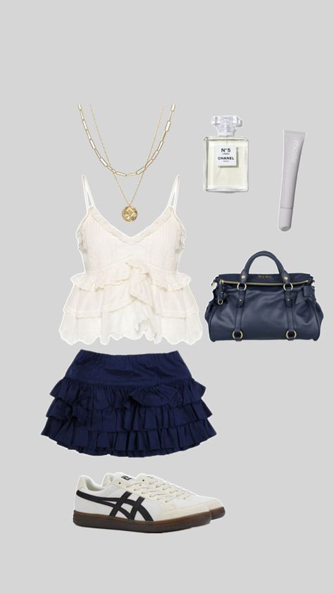 navy blue skirt chanel perfume gold jewellery rhode Navy Preppy Outfit, Navy Blue Outfit Ideas, Blue Skirt Outfits, Navy Blue Outfit, Navy Blue Skirt, Navy Outfit, Chanel Perfume, Preppy Outfit, Blue Outfit