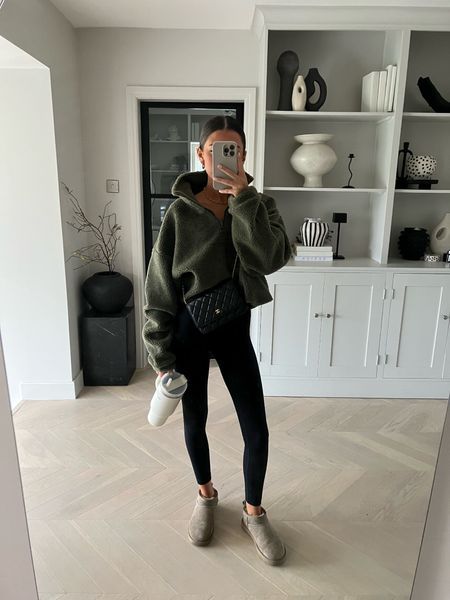 Uggs Outfit, Populaire Outfits, Ținută Casual, Mode Ootd, Modieuze Outfits, Athleisure Outfits, Weekend Outfit, Mode Inspo, Autumn Outfit