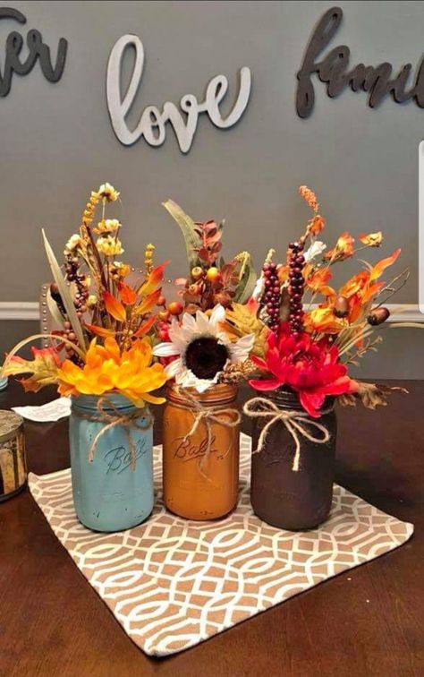 Fake Fall Flower Arrangements Diy, Fall Flower Centerpieces Mason Jars, Mason Jar Centerpieces Fall, Fall Flower Arrangements Wedding, Mason Jar Fall Centerpieces, Fall Centerpieces Wedding, Fall Mason Jar Centerpieces, Fall Mason Jar Crafts, Fall Jars