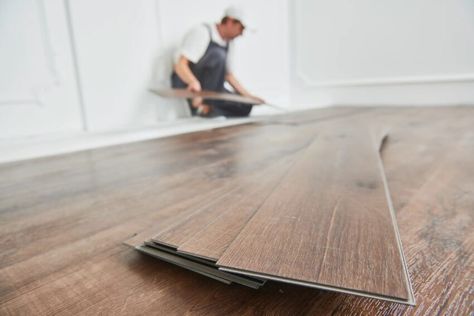 How Much Does Laminate Flooring Installation Cost? Smartcore Vinyl Flooring, Laying Vinyl Flooring, Lantai Vinil, Best Vinyl Plank Flooring, Renovation Parquet, Installing Laminate Flooring, Lvp Flooring, Pvc Flooring, Linoleum Flooring