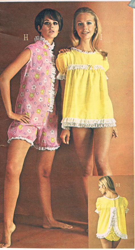 Penneys catalog 1969.  Colleen Corby and Cay Sanderson. Baby Doll Pajamas, Colleen Corby, Vintage Pajamas, 60s 70s Fashion, 60s And 70s Fashion, Fashion 1960s, Sixties Fashion, 1970s Fashion, 1960s Fashion