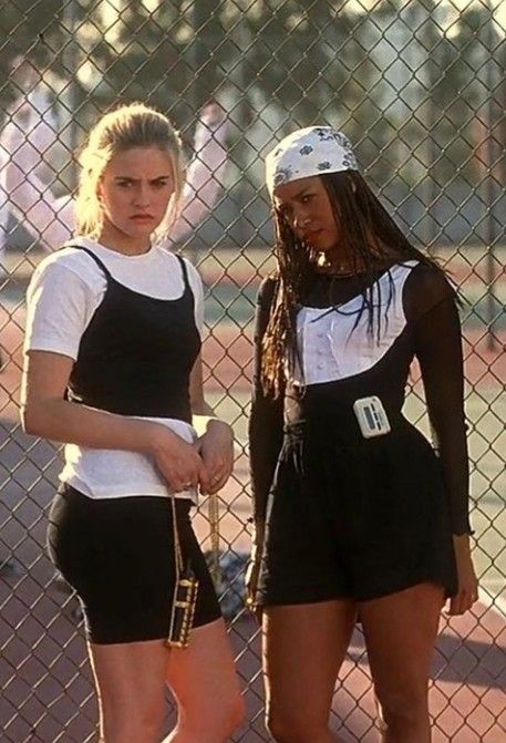 Pe Class Outfit, Cher And Dionne, Black 90s Fashion, Cher Outfits, Cher Clueless, Pe Class, Clueless Fashion, Cher Horowitz, Alicia Silverstone