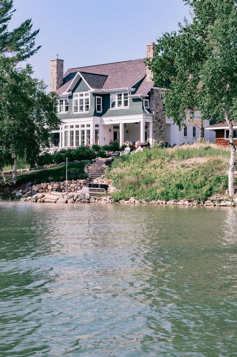 Cottage Manor Exterior, Lake Michigan Homes Beach Houses, Victorian Lake House, Cottages Modern, Lake House Exterior, Cottages In The Woods, Cottage By The Lake, Modern Cottages, Tsitp Aesthetic