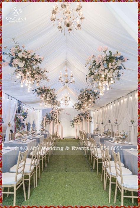 Blue Wedding Backdrop, Pastel Blue Wedding, Wedding Tent Decorations, Nikah Decor, Wedding Decorations Ideas, Blue Wedding Decorations, Wedding Decor Rustic, Wedding Stage Backdrop, Decoration Evenementielle