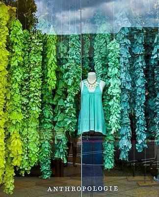 Anthropologie window displays Anthropologie Window Display, Anthropologie Display, Anthropologie Store, Display Visual Merchandising, Window Display Ideas, Decoration Vitrine, Store Window Displays, Spring Window, Retail Windows