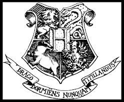 hogwarts logo vector - Google Search Harry Potter Part 1, Film Harry Potter, Pet Shop Logo, Hogwarts Acceptance Letter, Festa Harry Potter, Hogwarts Crest, Images Harry Potter, Acceptance Letter, Hogwarts Castle