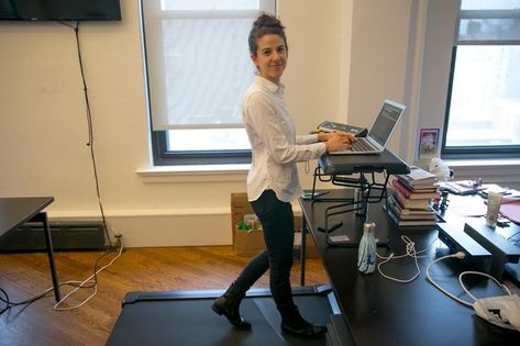 I Used A Treadmill Desk For A Month & Here's What Happened Stylish Standing Desk, Standing Desk Treadmill, Walking Desk, Classy Desk, Treadmill Routine, Treadmill Desk, Desk Workout, Pretty Desks, Standing Desk Office