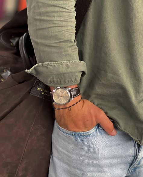 Men Wearing Watches, Style Inspiration Classic, Summer Fashion Ideas, Jeans Street Style, Casual Chique, Masculine Style, Street Style Outfits Men, Elegant Man, Smart Casual Outfit