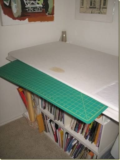 15 Inspiring Sewing Table Designs - The Sewing Loft Ironing Table, Sewing Room Inspiration, Sewing Room Storage, Sewing Spaces, Ironing Boards, Table Ikea, Quilt Studio, Coin Couture, Sewing Room Design