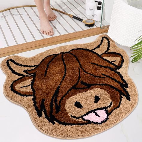 PRICES MAY VARY. 【WESTERN BATHROOM DECOR】Using the special pattern,texture and color of our shaggy highland cow into the tufted craft design of the highland cow rug.Fits for a variety of interior home decor. 【NON-SLIP BACKING】:This fun animal shape bath mat adopts hexagonal design,which has excellent anti-skid performance.For the safety of your family,please place this cow rug on the dry floor and keep the bottom of the carpet clean and dry. 【SUPER WATER ABSORBENT】:The microfiber cow bath mat ca Highland Cow Bathroom Ideas, Fifth Wheel Decorating Ideas, Cow Print Bathroom, Western Bathroom Ideas, Western Apartment Decor, Western Boho Bathroom, Highland Cow Bathroom, Cowgirl Room Decor, Western Boho Decor