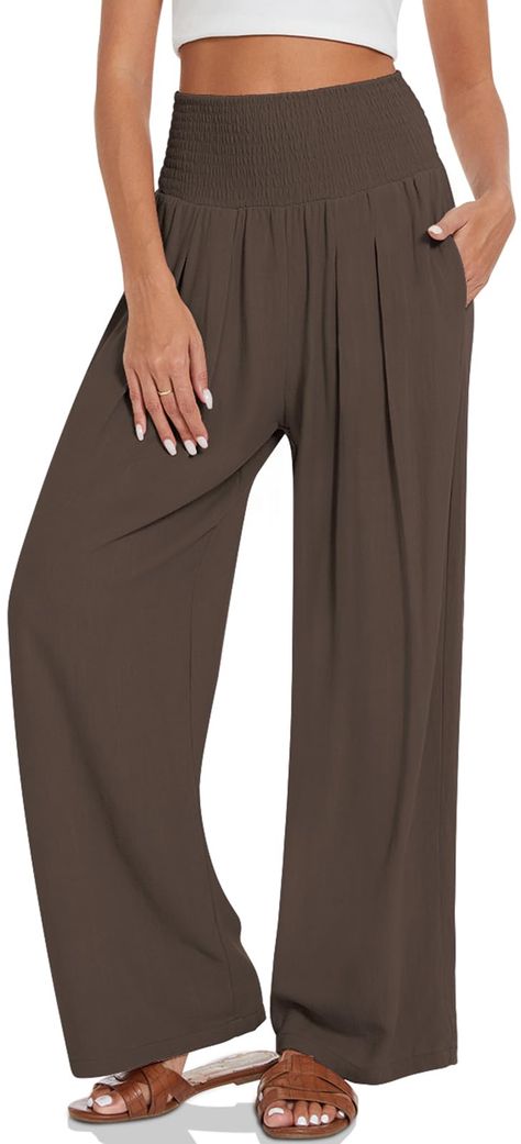 Clothing For Older Women Over 60, Boho Linen Pants, Elastic Waist Wide Leg Pants, Palazzo Pants Outfit Ideas, Boho Clothes For Women, Boat Wear For Women, Clothes For Humid Weather, Tops With Wide Leg Pants, Motherly Outfits