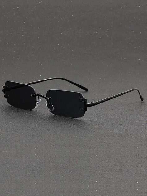 Acssesories For Men, Cool Sunglasses Aesthetic Men, India Fashion Men, Stylish Glasses For Men, Mens Accessories Bracelet, Classy Glasses, Mens Glasses Fashion, Glasses Trends, Y2k Accessories