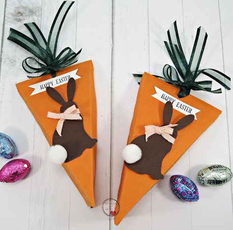 Stampingwithamore: Easter Carrot Treat Box Tutorial Stampin Up Easter Treats, Stampin Up Easter Bunny, Easter Treat Holders, Diy Easter Treats, Easter Treat Box, Easter Paper Crafts, Stampin Up Easter, Easter Bunny Treats, Rubber Stamping Cards