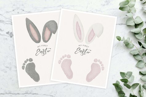 "This adorable \"My First Easter\" printable sign is a cute keepsake to remember your babies 1st Easter. Simply print it out, add your babies footprint (with whatever paint colour of your choosing) & then frame it! Download includes both white and grey bunny ears in 8.5 x 11\" and 8 x 10\" sizes.  INSTANT DOWNLOAD  You will automatically receive a link to download your files after purchase. No physical print will be sent to you.  WHAT'S INCLUDED  - x2 PDF files (x1 white and x1 grey bunny ears) in 8.5 x 11 size - x4 JPG files in both 8.5 x 11 & 8 x 10 sizes  HOW TO PRINT  - Print at home using your own printer - Print at your local print shop - Upload to an online print shop If printing at home, be sure the scale is set to 100% or \"fit to page\". PLEASE NOTE: Due to different printer cali Easter Crafts Kids, Baby Footprint Keepsake, Diy Easter Crafts, Ostern Diy, Easter Wall Art, Footprint Keepsake, 1st Easter, Easter Gift Tag