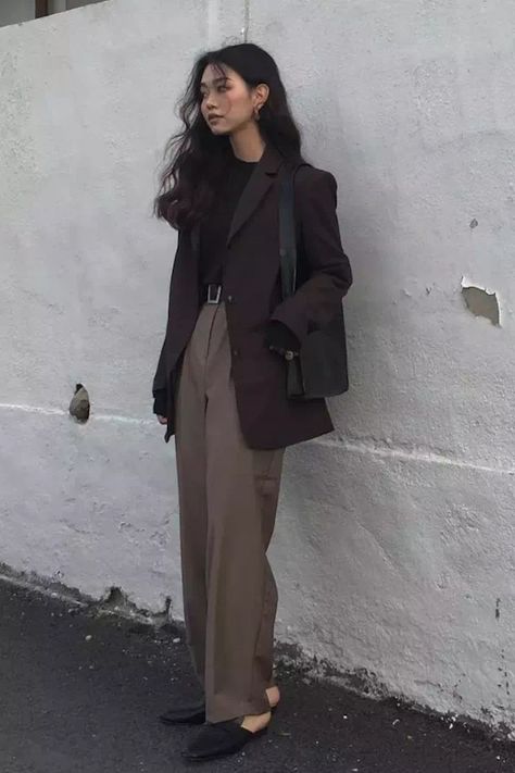 Blazer Outfit Ideas For Women, Chic Blazer Outfit, Blazer Outfit Ideas, Smart Casual Work Outfit, Business Professional Outfits, Smart Casual Women, Blazer Outfits Casual, Blazer Outfits For Women, Office Wear Women