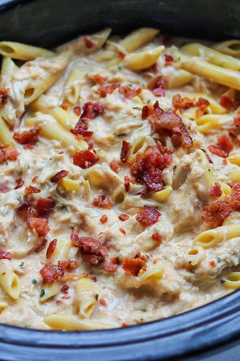 Ranch and Bacon Chicken with Penne Pasta Chicken Breast Casserole Recipes, Bacon Ranch Pasta, Chicken Pasta Dishes, Chicken And Bacon, Chicken Casseroles, Main Dish Casseroles, Bacon Chicken, Ranch Pasta, Southern Girls